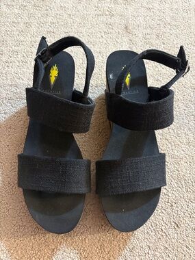 Volatile Black Two-Strap Adjustable Sandals- size 8